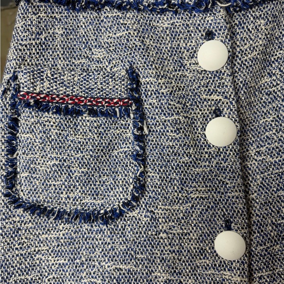 Zara Tweed Mini Skirt Blue White Button Front Frayed Hem Size Medium NWT 💛 - Picture 4 of 7